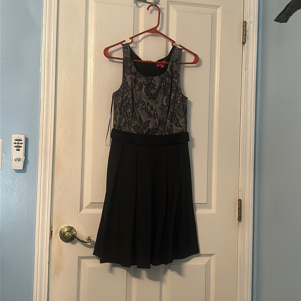 Elle size 6 black dress